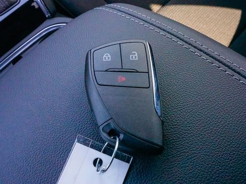New 2026 GMC Canyon Elevation w/ Technology Package RWD image 23