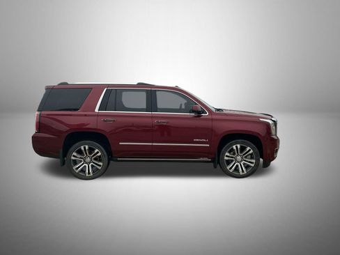Used 2018 GMC Yukon Denali w/ Denali Ultimate Package image 3