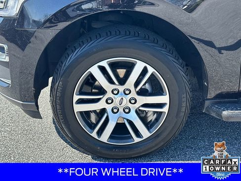 Used 2024 Ford Expedition Max Limited image 11