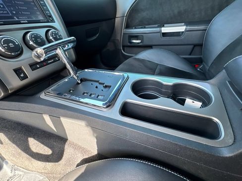 Used 2012 Dodge Challenger SRT8 RWD image 31