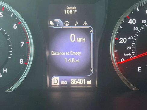 Used 2015 Toyota Camry XSE FWD image 14