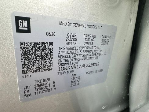 Used 2020 GMC Acadia SLE w/ Driver Convenience Package image 24