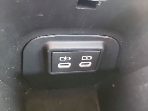 Used 2023 Toyota RAV4 XLE image 25