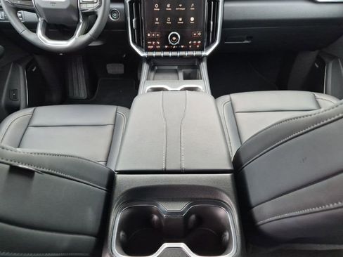 New 2026 GMC Acadia Elevation image 22