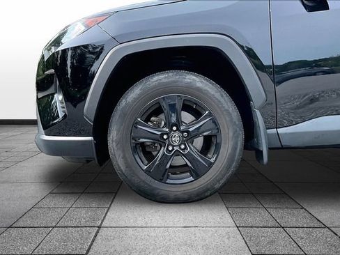 Used 2020 Toyota RAV4 XLE w/ All Weather Liner Package AWD/4WD image 5