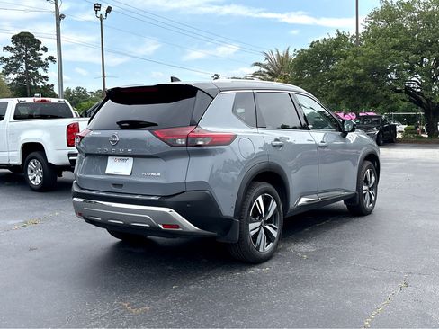 Used 2022 Nissan Rogue Platinum w/ Head-Up Display Package FWD image 29