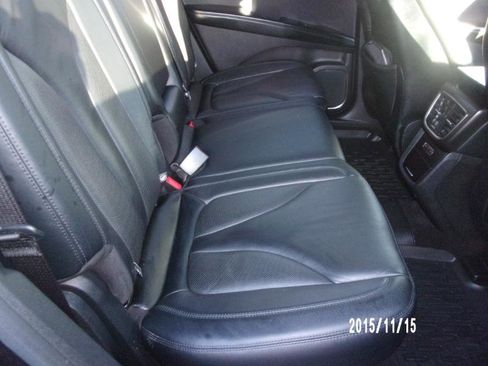 Used 2019 Lincoln Nautilus Select image 11