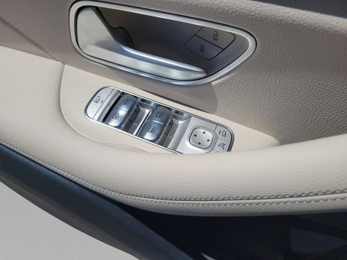Certified 2026 Mercedes-Benz GLE 450 4MATIC image 12
