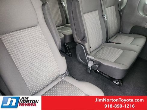 Used 2023 Ford Transit 350 XLT image 32