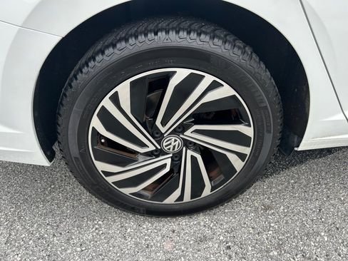 Used 2021 Volkswagen Jetta SEL Premium FWD image 23