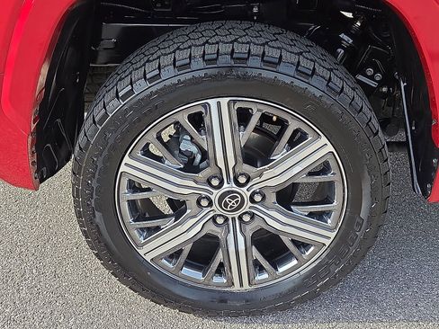 Used 2022 Toyota Tundra Capstone image 7