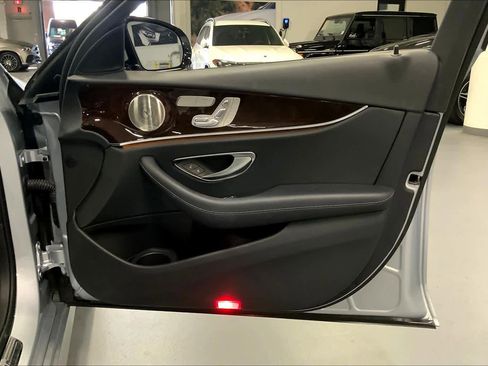 Certified 2022 Mercedes-Benz E 350 Sedan image 21