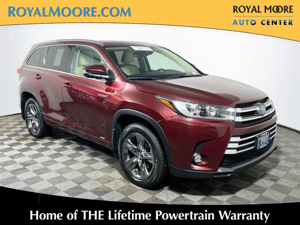 Certified 2017 Toyota Highlander Limited Platinum AWD/4WD image 1
