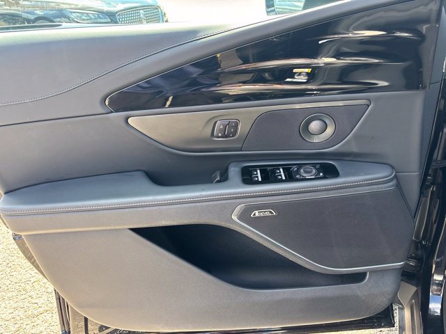 New 2026 Lincoln Nautilus Reserve w/ Jet Appearance Package AWD/4WD image 12