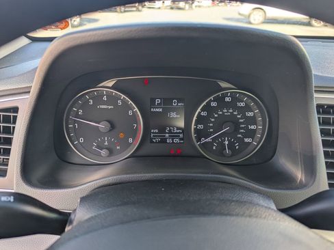 Used 2018 Hyundai Elantra SE w/ Cargo Package image 22