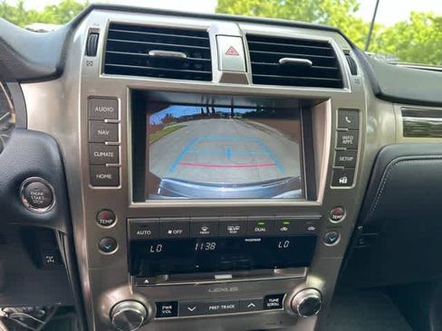 Used 2016 Lexus GX 460 w/ Navigation Package AWD/4WD image 11