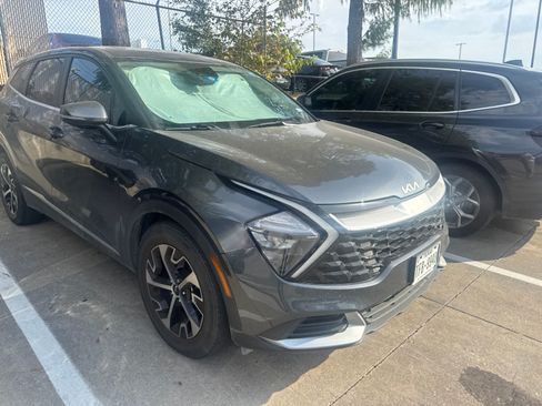 Certified 2023 Kia Sportage EX FWD image 3