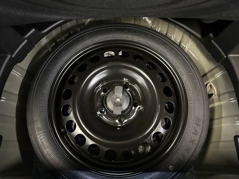 Certified 2024 Chevrolet Equinox LT image 25