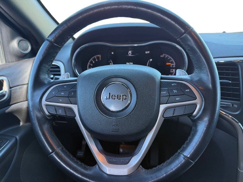Used 2017 Jeep Grand Cherokee Laredo w/ Quick Order Package 23E AWD/4WD image 12