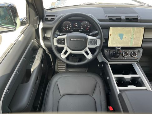 Used 2026 Land Rover Defender 110 S AWD/4WD image 4