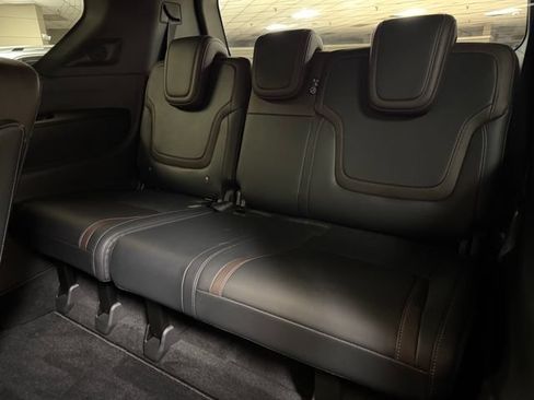 Used 2025 Nissan Armada SL w/ Captain's Chari Seat Package RWD image 22
