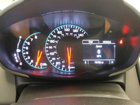 Used 2018 Chevrolet Sonic LT w/ Convenience Package image 23