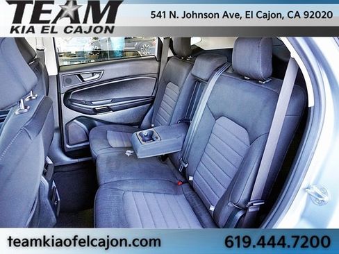 Used 2022 Ford Edge SE w/ Black Appearance Package image 16