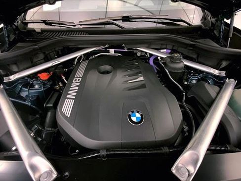 New 2026 BMW X5 xDrive40i w/ Premium Package image 8