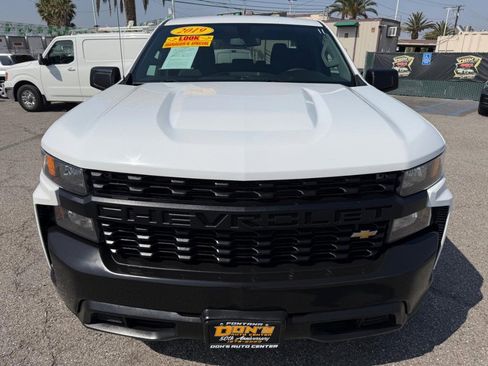 Used 2019 Chevrolet Silverado 1500 W/T w/ WT Convenience Package RWD image 3