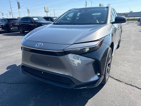 Used 2024 Toyota bZ4X FWD w/ Weather Package image 2