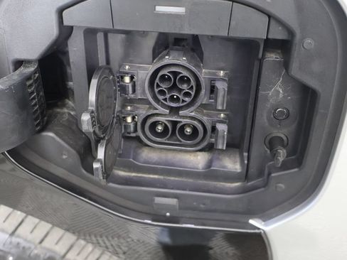 Used 2023 Toyota bZ4X AWD w/ Weather Package image 19