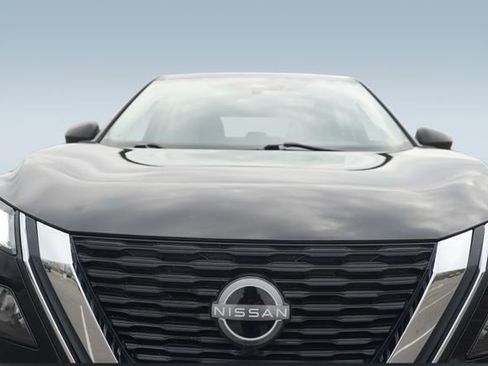 Used 2023 Nissan Rogue S image 65