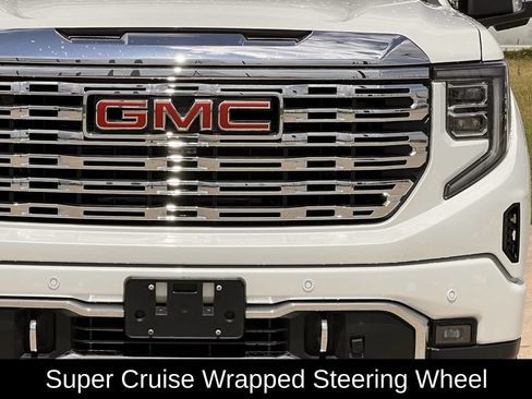 Used 2024 GMC Sierra 1500 Denali AWD/4WD image 23