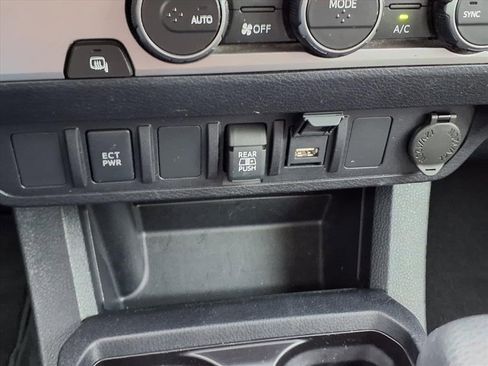 Used 2023 Toyota Tacoma SR5 image 23