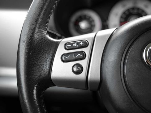 Used 2007 Toyota FJ Cruiser 4WD image 16