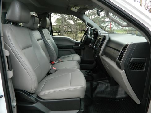 Used 2019 Ford F350 XL w/ Power Equipment Group AWD/4WD image 15