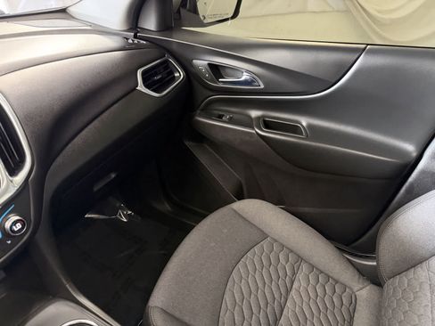 Used 2019 Chevrolet Equinox LT AWD/4WD image 25