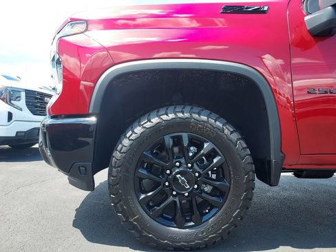 New 2026 Chevrolet Silverado 2500 LTZ w/ LTZ Plus Package AWD/4WD image 16