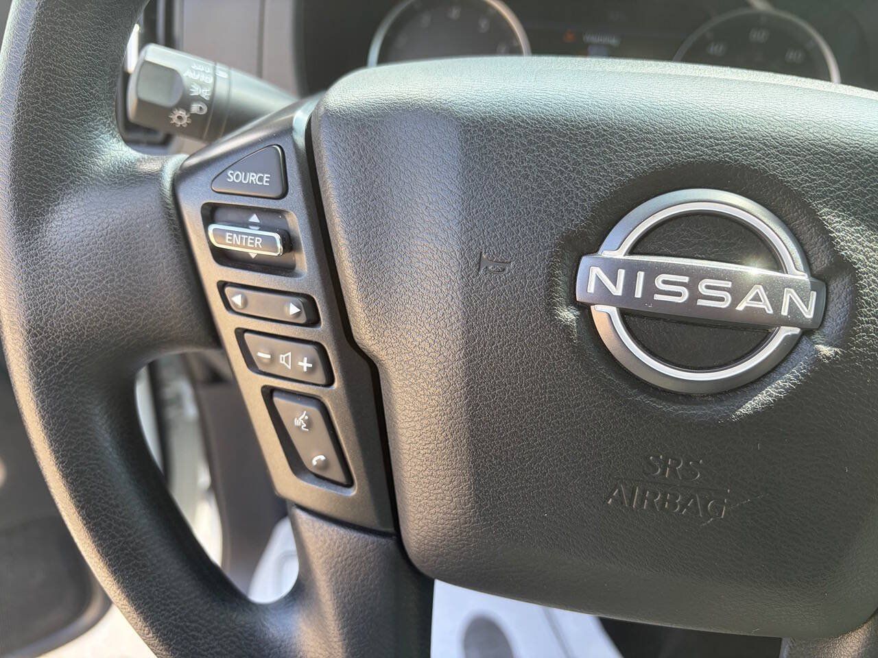 Used 2025 Nissan Frontier S w/ S Utility Package RWD image 16