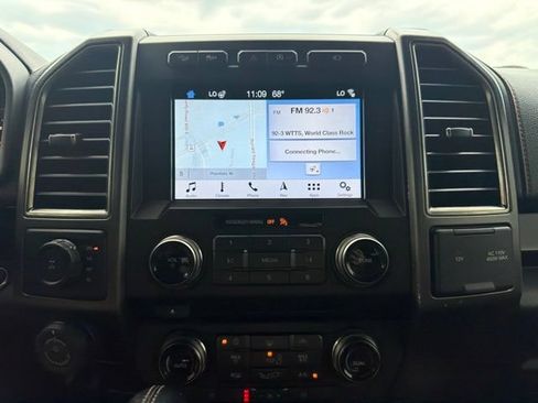 Used 2017 Ford F150 Raptor w/ Equipment Group 802A Luxury AWD/4WD image 47