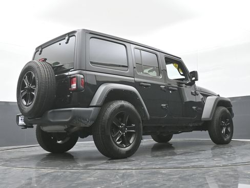 Used 2022 Jeep Wrangler Unlimited Sport AWD/4WD image 44