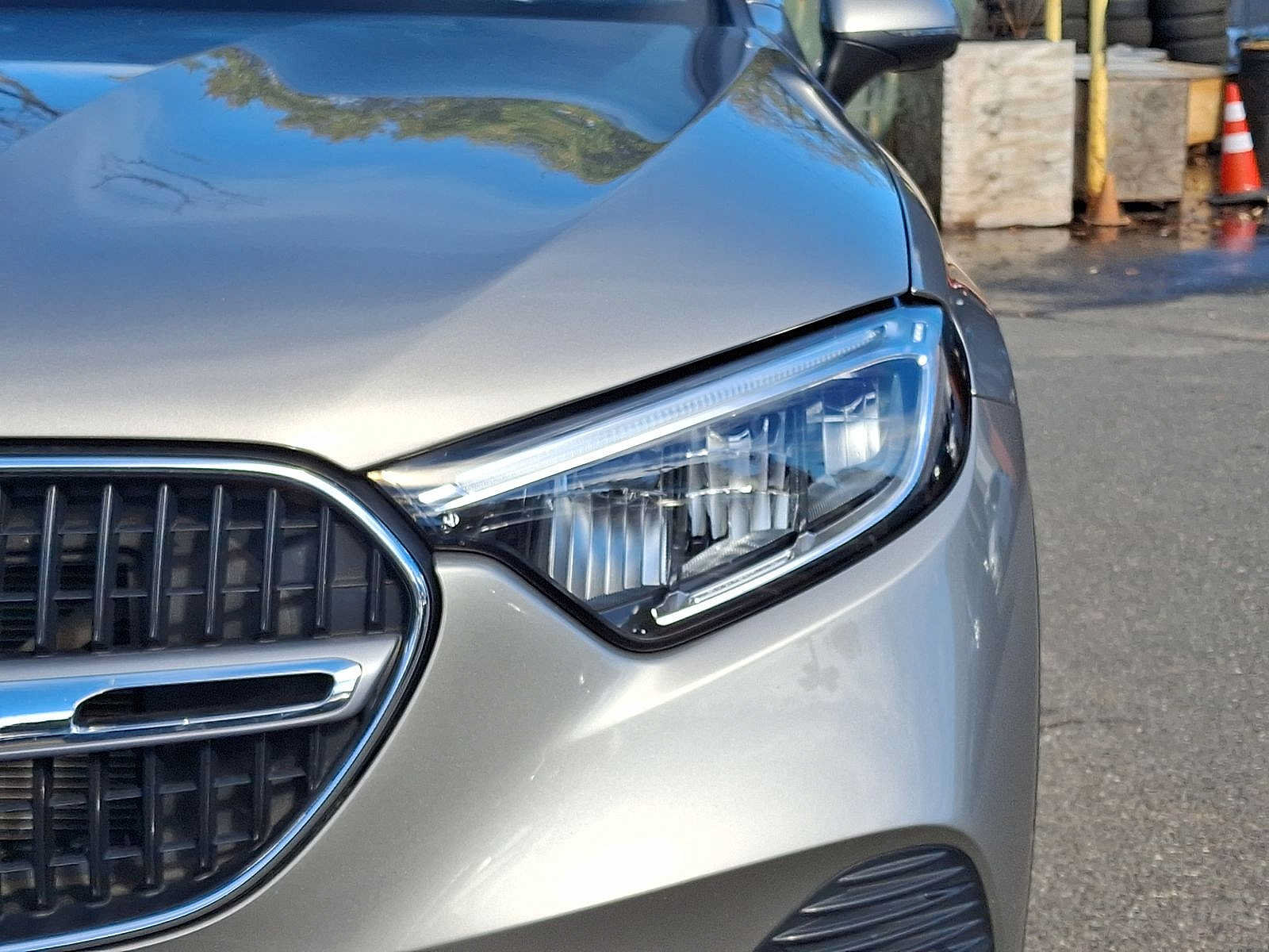 Used 2023 Mercedes-Benz GLC 300 4MATIC image 34