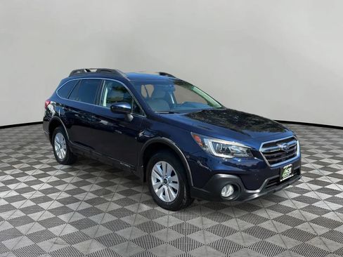 Used 2018 Subaru Outback 2.5i Premium w/ Protection Package #1 AWD/4WD image 1