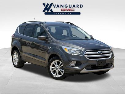 Used 2018 Ford Escape SE w/ SE Sync 3 Package