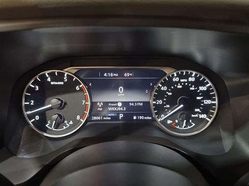 Used 2023 Nissan Rogue SV AWD/4WD image 10