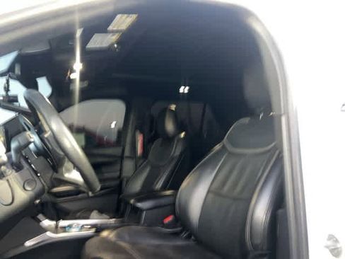 Used 2020 Ford Explorer ST w/ ST Street Pack image 4