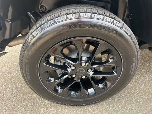 Used 2024 Jeep Wrangler Unlimited Sahara image 13