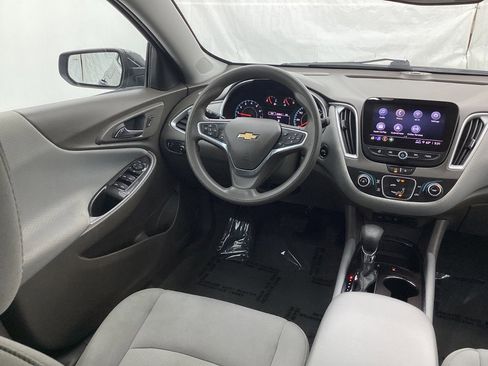 Used 2022 Chevrolet Malibu LS w/ Driver Confidence Package II image 29
