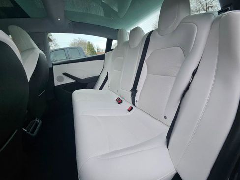 Used 2025 Tesla Model 3 Long Range image 58