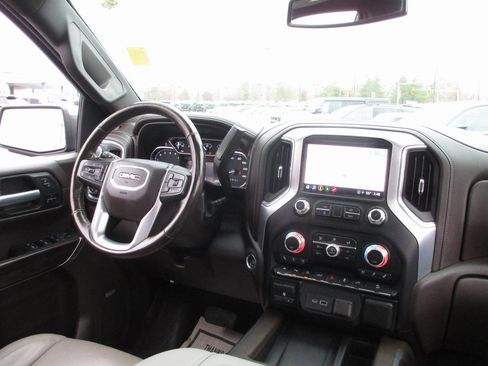 Used 2021 GMC Sierra 1500 SLT image 26